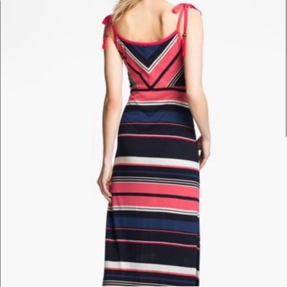 French connection tie shoulder maxi dress. - Picture 2 of 4